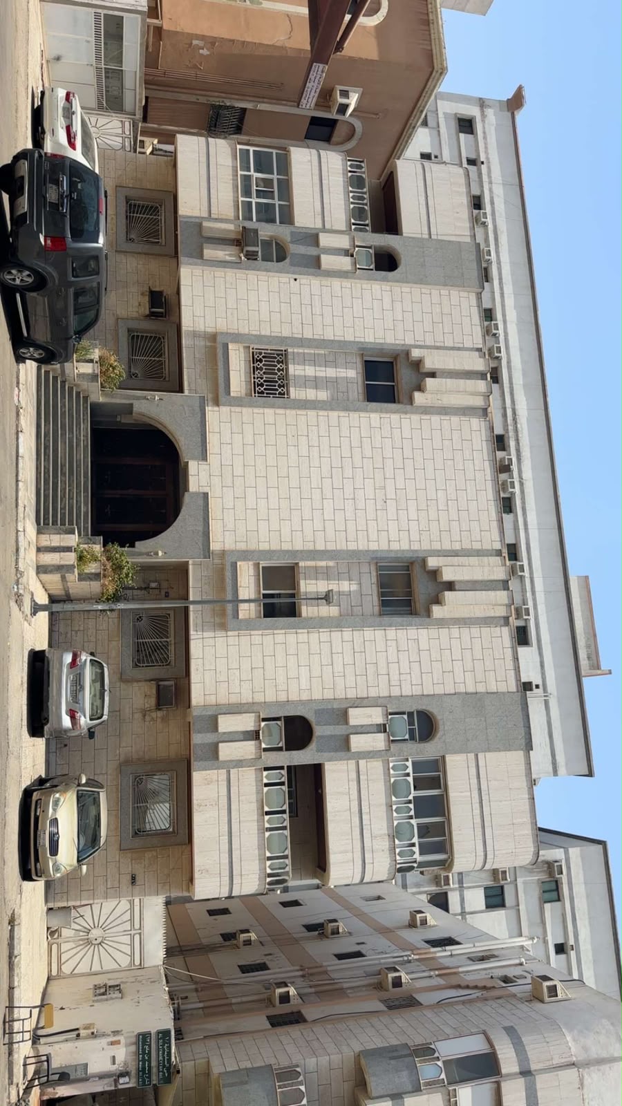 للبيع عمارة سكنية بحي السليمانية – جدة